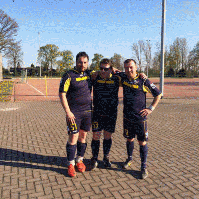 4917693487777-1438407224